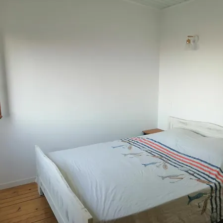 Maison Bord De Climatisee En Corse * ポッジョ・メッザナ