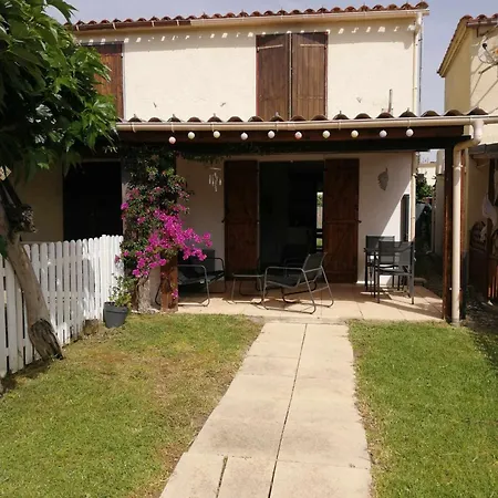 Maison Bord De Climatisee En Corse Holiday home